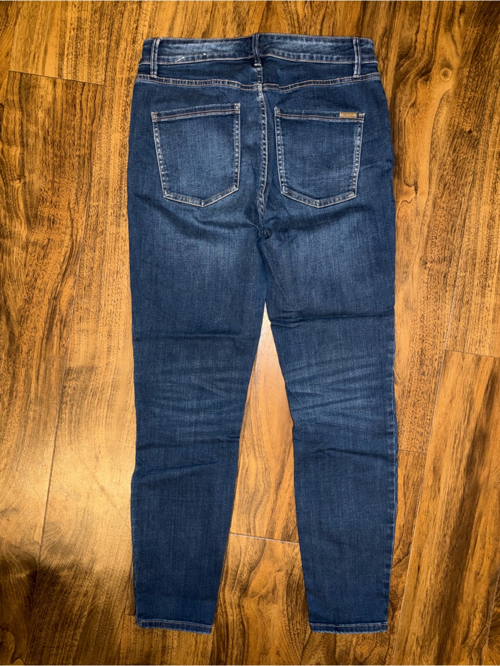 WHBM High-Rise Button-Fly Skinny Jeans - Picture 4 of 4